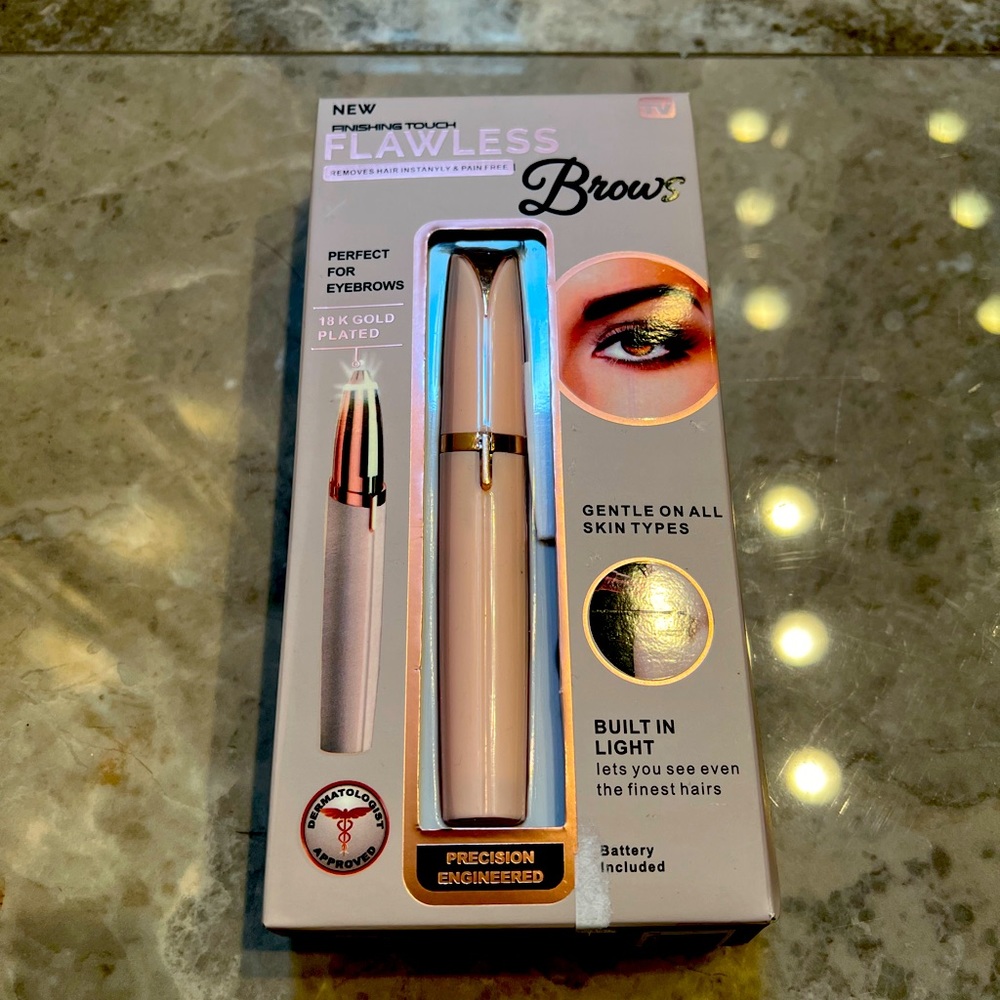 New Finishing Touch Flawless Hair Remover